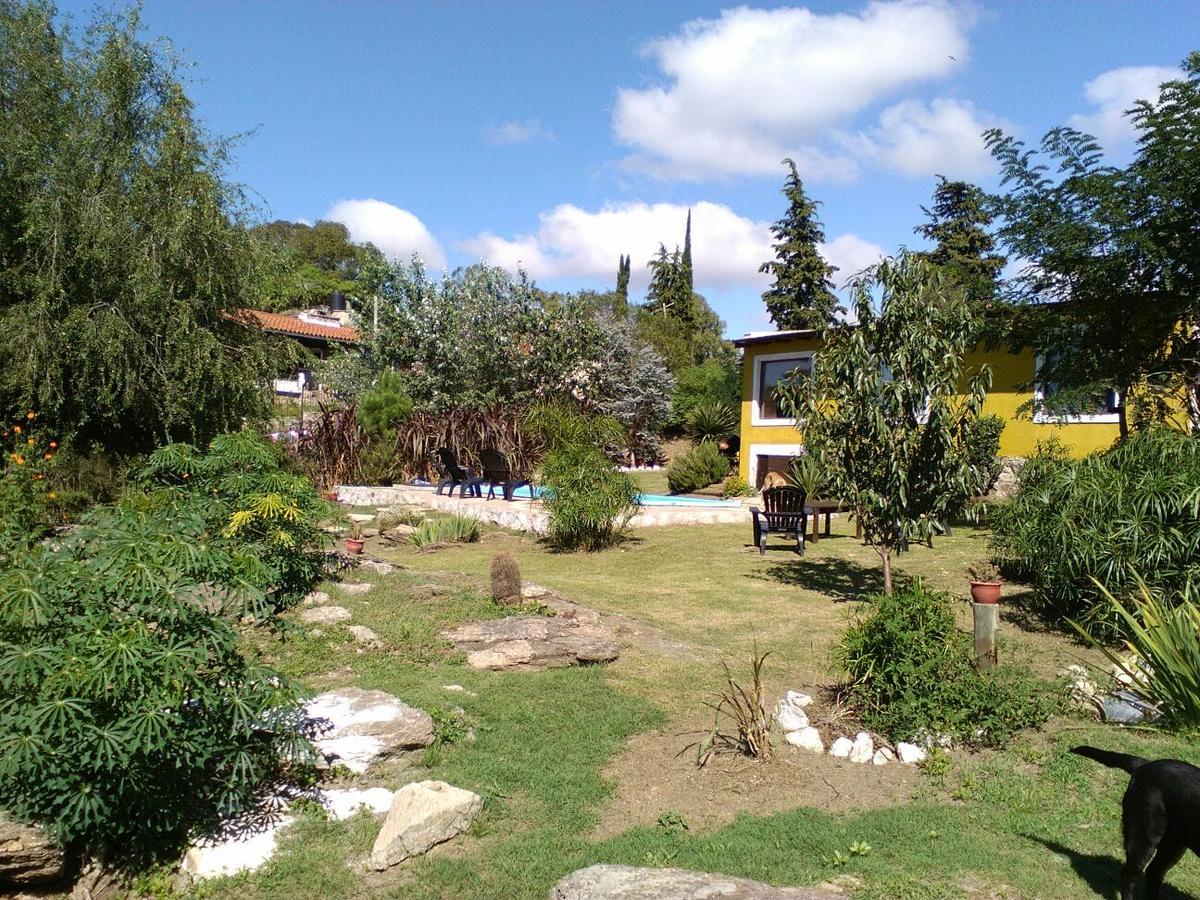 Las Acacias Refugio De Descanso Hotell La Falda Eksteriør bilde