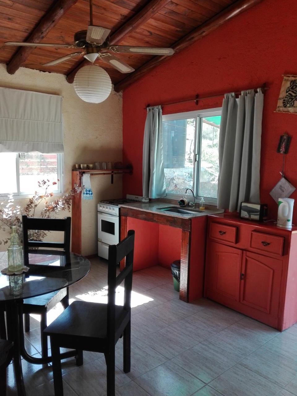 Las Acacias Refugio De Descanso Hotell La Falda Eksteriør bilde