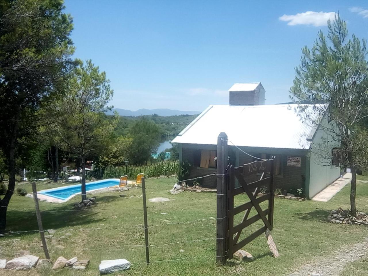Las Acacias Refugio De Descanso Hotell La Falda Eksteriør bilde